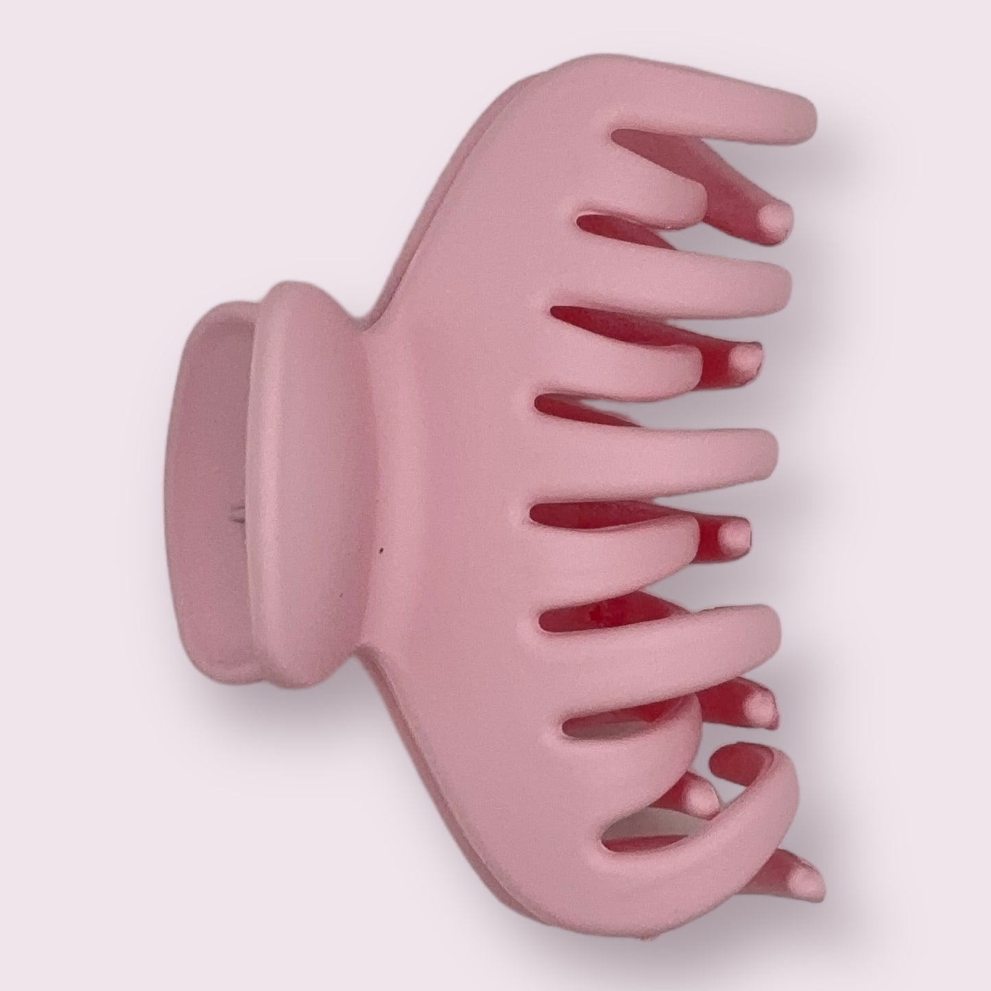 Pastel Claw